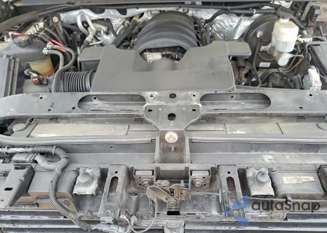 2017 GMC Yukon Xl Denali z USA, uszkodzony, nr VIN 1GKS1HKJ8HR126421